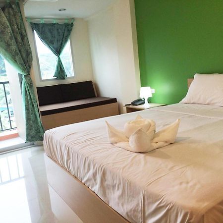 Sixty Star Love Place Hotel Bangkok Exterior foto